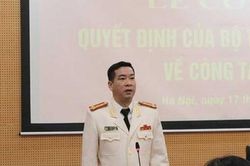 Nguyên trưởng phòng CSKT Hà Nội Phùng Anh Lê bị truy tố về tội 'Nhận hối lộ'