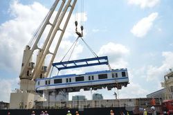 Hai đoàn tàu cuối cùng của tuyến Metro số 1 đã về đến TPHCM