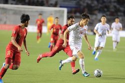 Ông Shin lấn thầy Park nhưng U23 Việt Nam dẫn đậm U23 Indonesia