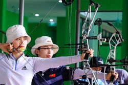 Tuyển bắn cung Việt Nam nước rút hướng tới 'mũi tên vàng'