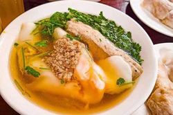 Độc đáo món bánh cuốn chan nước canh ở Cao Bằng, đặc sản dân dã đã ăn là nhớ mãi