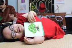 Hành trình doanh nhân của người phụ nữ mắc bệnh xương thủy tinh