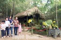 Tuyên Quang in dấu chân Người