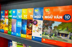 Giá trung bình từng cuốn trong bộ sách giáo khoa mới đều tăng