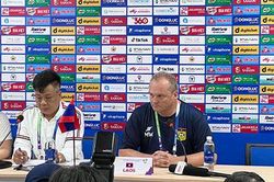 HLV U23 Lào ngạc nhiên trước sự cổ vũ của CĐV Việt Nam