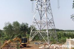 Một số dự án điện cao thế vướng mặt bằng