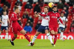 Vòng 36 Ngoại hạng Anh: Liverpool mơ cú ăn 4 lịch sử