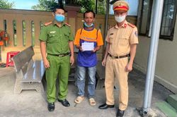 Bị trộm khoắng sạch tài sản, người đàn ông đi bộ từ TP.HCM về quê