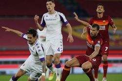 Soi kèo nhà cái Fiorentina vs Roma. Nhận định, dự đoán bóng đá Serie A (01h45, 10/5)
