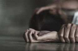 Khởi tố đối tượng nhiều lần hãm hại con gái