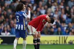 Man Utd: Chuyện con gà quả trứng