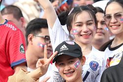 'Chảo lửa' Thiên Trường thành sân nhà của U23 Lào