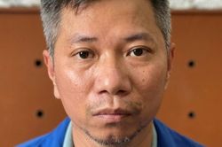 Chiêu 'ăn tiền' của chủ tịch Công ty Cổ phần Quản lý đường sông số 3 cùng thuộc cấp