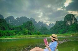 Điểm cắm trại ngắm cảnh cực chill giữa dòng sông nằm cách Hà Nội chỉ 2 giờ đi xe