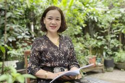 Về miền thơ của Nguyễn Lê Hằng