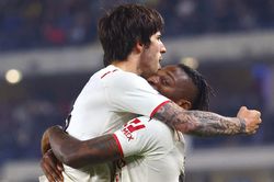 Milan giành lại ngôi đầu Serie A: Sinh nhật thần tiên của Tonali