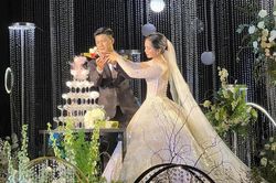 Mãn nhãn không gian tiệc cưới xa hoa lộng lẫy của Hà Đức Chinh và Mai Hà Trang
