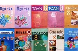 Thẩm định sách giáo khoa lớp 8 và lớp 11Tin khácỨng dụng công nghệ trong quản lý cán bôỰ́ng dụng công nghệ thông tin tại Trung tâm phục vụ hành chính công: Lợi cho người dân, tiện cho đơn vị