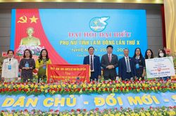 Tư tưởng Hồ Chí Minh về giải phóng phụ nữ