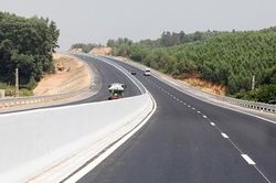 Rút ngắn tiến độ thi công cao tốc Bắc - Nam, đoạn QL45 - Nghi Sơn