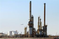 Phiên 10/5, giá dầu WTI giảm xuống mức thấp nhất trong hai tuần