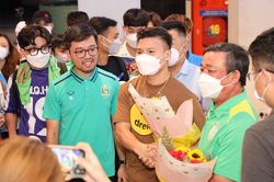 NÓNG: Quang Hải chính thức về Cần Thơ