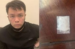 Bắt quả tang thanh niên 9X mang ma túy 'đá' đi bán