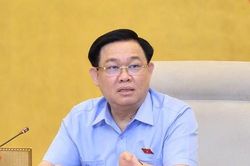 Quốc hội chuyển từ tham luận sang tranh luận, mỗi phát biểu không quá 7 phút