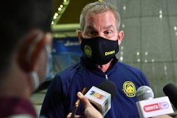 HLV Brad Maloney nhận định U23 Malaysia ở vị thế thuận lợi cho bán kết