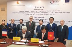 Bộ Xây dựng và AFD hợp tác tăng 'sức đề kháng' cho đô thị Việt Nam