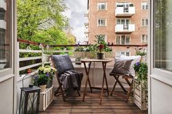 Biến ban công nhỏ thành góc thư giãn tại nhà theo phong cách Scandinavian