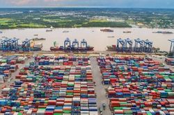Đề nghị TP Hồ Chí Minh sửa quy định về thu phí hạ tầng cảng biển
