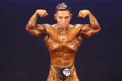 Thể hình Việt Nam lập 'cú đúp vàng' trong ngày ra quân