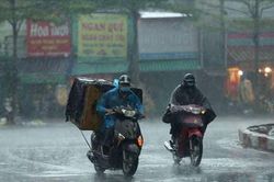 Cảnh báo mưa giông trên diện rộng, cần lưu ý để đảm bảo an toàn