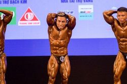 Hình thể ở tuổi 46 của Phạm Văn Mách giành vàng cho ĐT Việt Nam