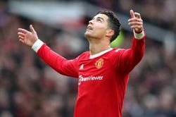 Ronaldo nhận danh hiệu Cầu thủ xuất sắc nhất Premier League tháng 4