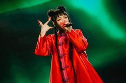 Mỹ Anh lần đầu hé lộ chuyện từng lên sân khấu 'giật mic' của bé Xuân Mai