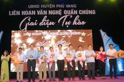 Văn hóa - Nghệ thuật Văn hóa - Nghệ thuật Bế mạc và trao giải Liên hoan văn nghệ quần chúng giai điệu tự hào huyện Phú Vang