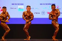 Dấu ấn ở tuổi 46 của 'kiến càng' Phạm Văn Mách