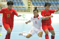Khởi tranh futsal nữ: Việt Nam thắng tưng bừng ngày ra quân