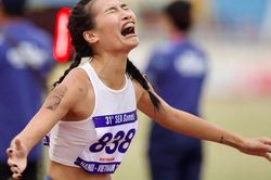 SEA Games 31 ngày 16/5: Điền kinh 'gặt vàng'