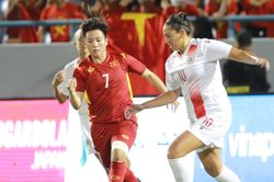 Nữ Việt Nam vs Myanmar: Chờ Tuyết Dung tỏa sáng