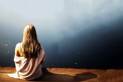 Con người đau khổ do đâu?