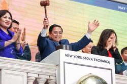 Thủ tướng làm việc tại sàn giao dịch chứng khoán lớn nhất thế giới tại New York