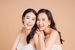 Vẻ đẹp khó tin của Hoa hậu Hà Kiều Anh ở độ tuổi U50
