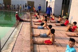 Những lớp dạy bơi ngày hè cho trẻ