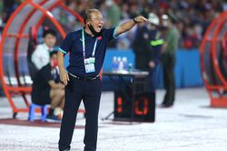 Việt Nam vs Malaysia: U23 Việt Nam hối hả rèn quân