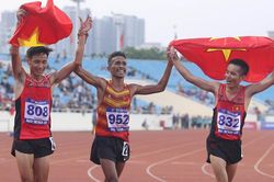 CĐV Đông Nam Á ấn tượng hình ảnh ăn mừng của VĐV Timor Leste và Việt Nam
