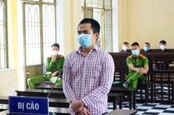 Mâu thuẫn nợ nần, thanh niên chém bạn trọng thương