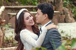 Hồ Bích Trâm hạnh phúc chia sẻ hình ảnh siêu âm, tiết lộ quá trình mang thai trong 3 tháng đầu
